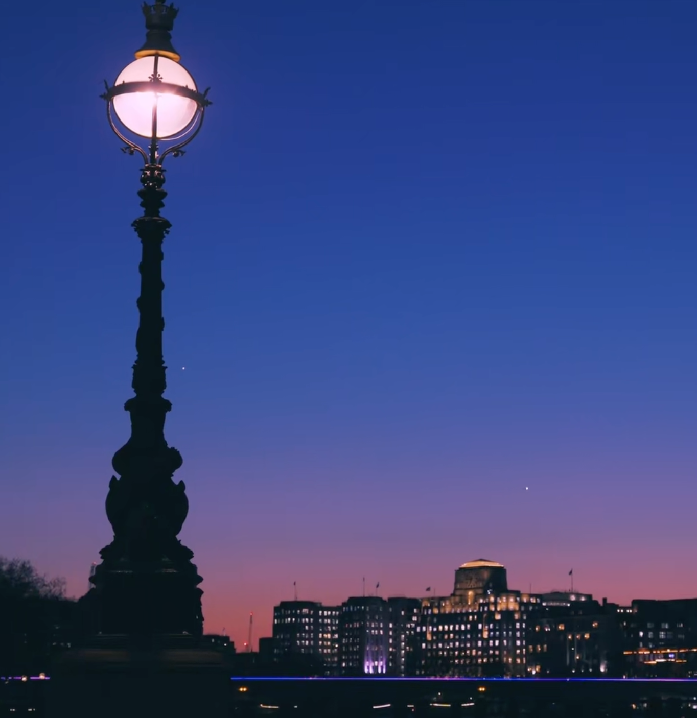 SNL Styled — Cinematic London